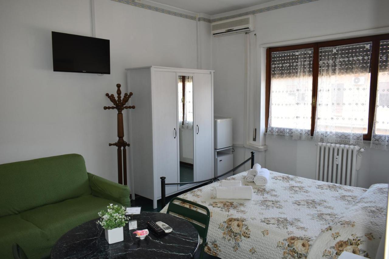 B&B La Cubanina Рим Екстер'єр фото
